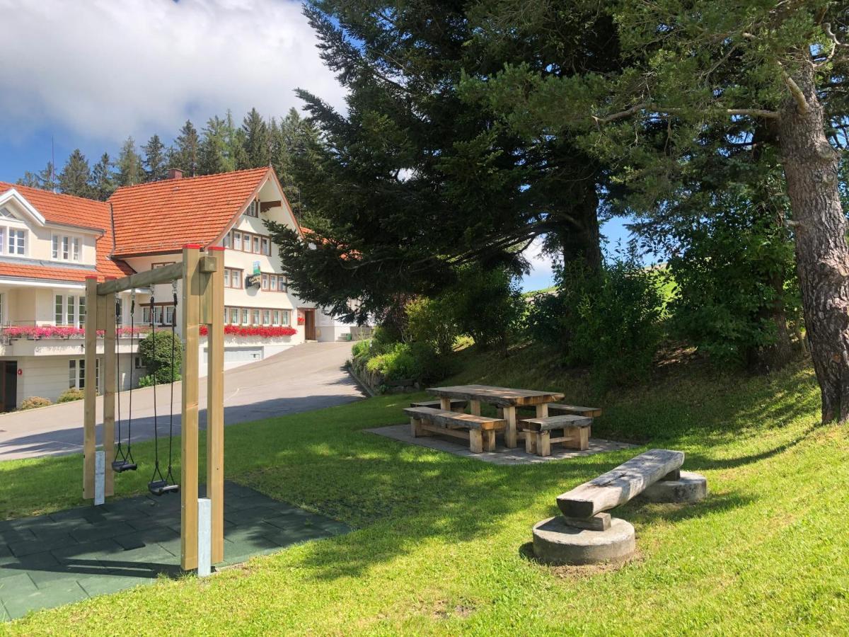 Hirschen Wald - Gasthaus & Baeckerei エクステリア 写真
